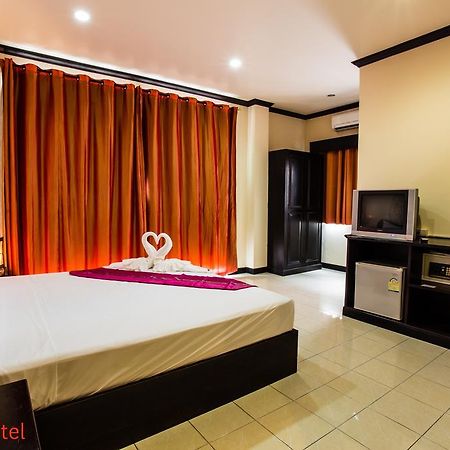 Ramaz Hotel Patong Exterior foto