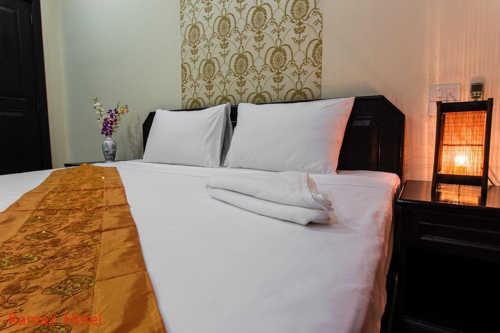 Ramaz Hotel Patong Exterior foto