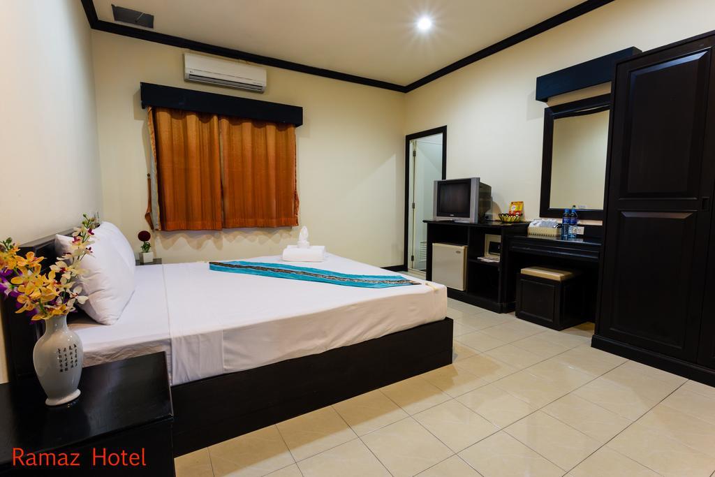 Ramaz Hotel Patong Exterior foto