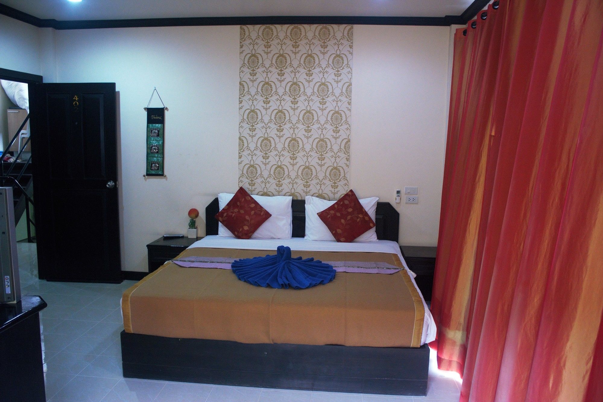Ramaz Hotel Patong Exterior foto